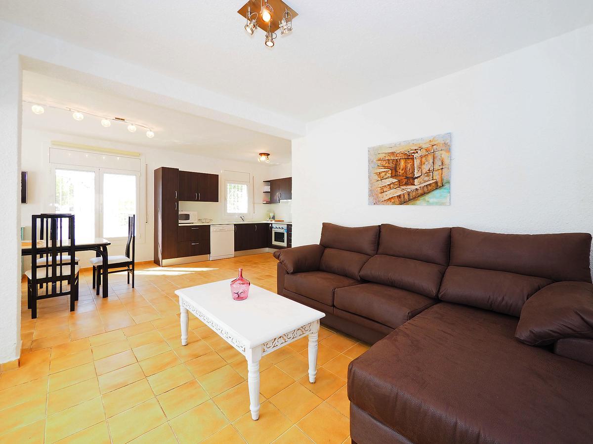 Holiday Home Alberes By Interhome Empuriabrava Kültér fotó